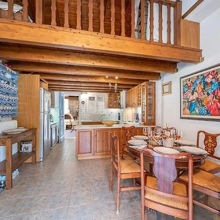 Nonna House