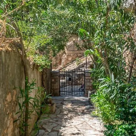 Nonna House * איה אפימיה